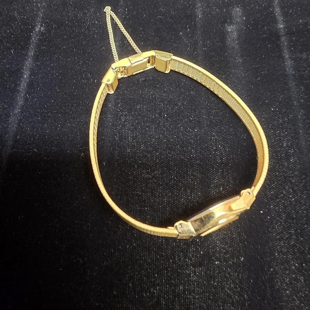 VTG Citizen Quartz Women Watch‎ Gold Tone Bracelet Japan 3220-899911 New Battery
